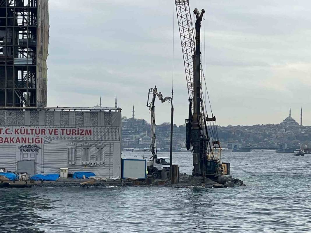 Kız Kulesi darmadağın olmuş! Son hali tartışma konusu oldu, işte restorasyonda son durum... 27